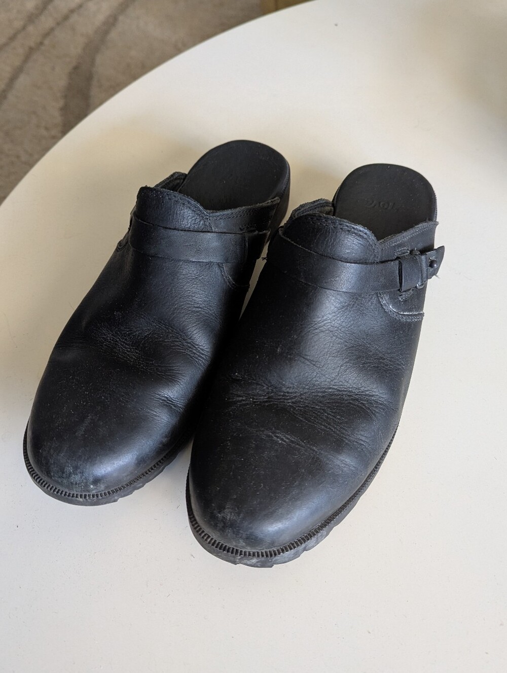 Rare Teva Leather Clogs 8.5
